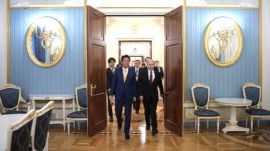 In Moscow, Japanese Expats Still Hold Out Hope for a Historic Peace Deal