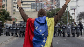 Russia Dismisses Speculation About its “Specialists” in Venezuela