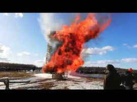 Wooden tower burned at Maslenitsa festival in Russia