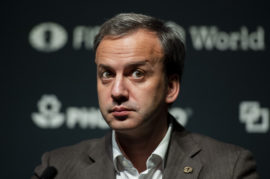 Russia Used Gifts, Politics to Keep World Chess Dominance – FT