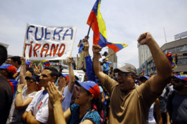 Russia’s Lavrov Denies Moscow Asked Maduro Not to Leave Venezuela – Reports