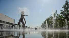 Moscow Sizzles in Record Temperatures