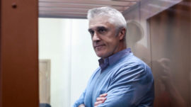Baring Vostok Executive Calvey to Stay Under House Arrest
