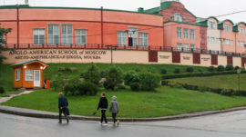 Russia to Grant Some Visas to U.S