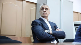 Moscow Court Freezes Calvey’s Assets – FT
