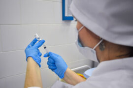 Putin, Germany’s Merkel Discuss Joint Coronavirus Vaccine Production