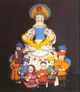 Figurine of mother and her children