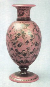 Vase. 1930s Painted bv I. Smlrnov. Grass pattern Arts and Crafts Museum, Semiunov