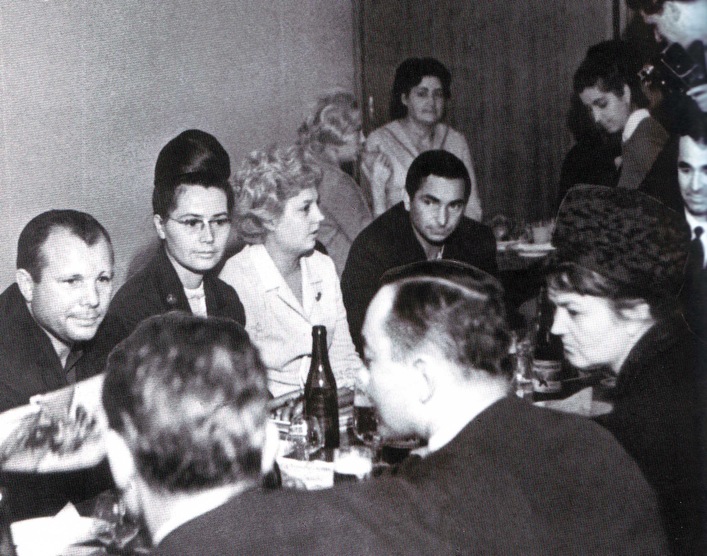 Семья гагарина жена и дети. Жена Юрия Гагарина. Свадьба Гагарина и Горячевой. Жена Гагарина фото.
