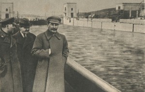 in the channel Volga Moscow (April 1937)