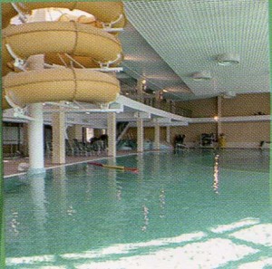  Indoor pool.