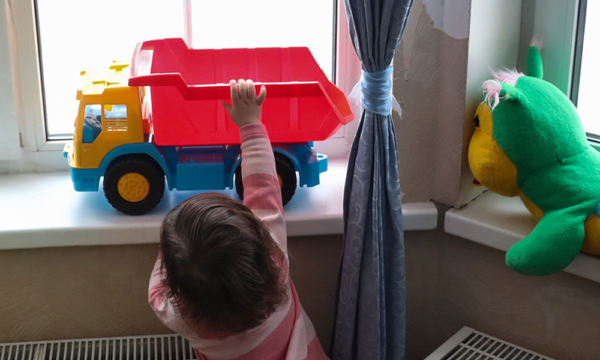 Chief justice says number of Russian kids adopted by foreigners drops