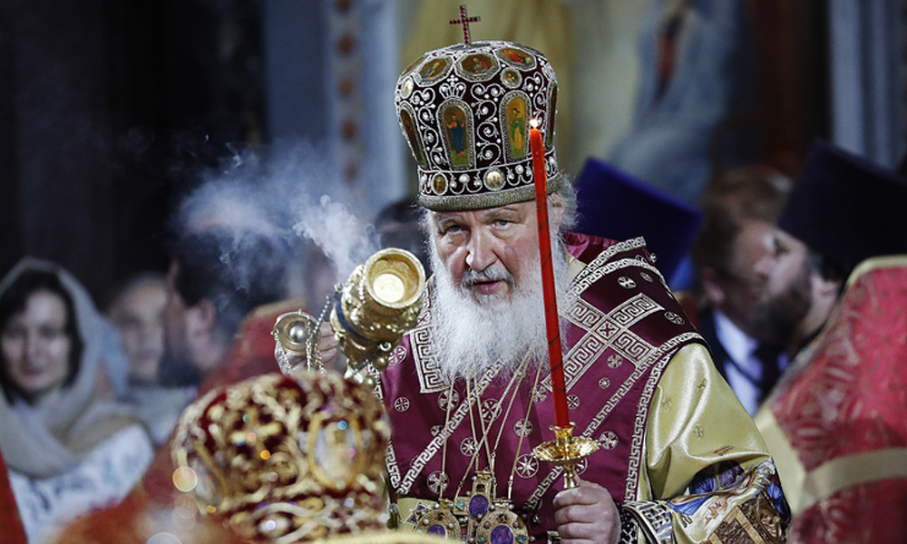 Patriarch Kirill welcomes Saint Nicholas relics in Moscow