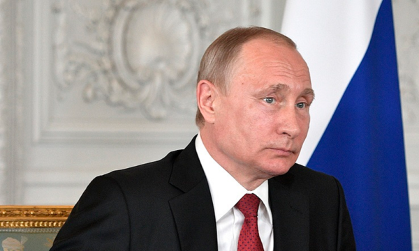 Putin presents Holy Trinity icon to Russian Orthodox cathedral