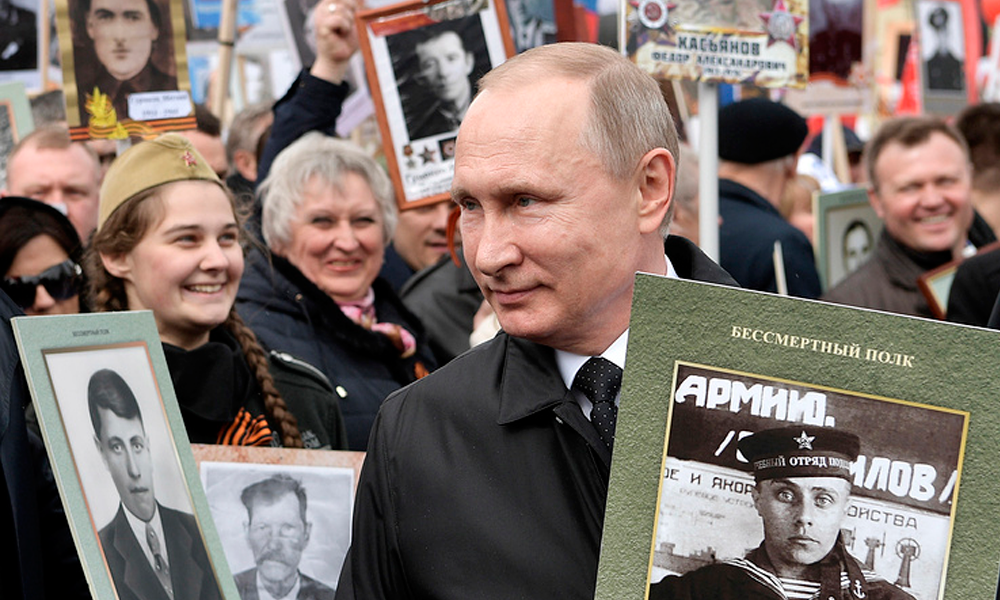 Putin takes part in ‘Immortal Regiment’ march