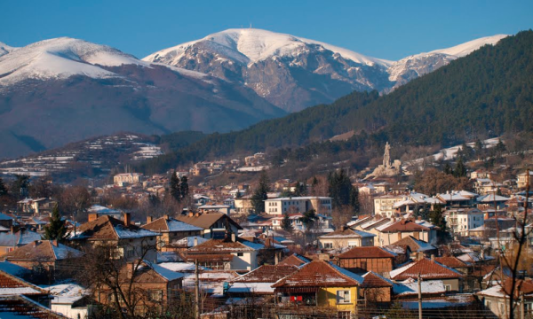 Bulgarian-city-of-Kalofer-and-Russia’s-Koktebel-set-up-twin-city-relations set up twin-city relations