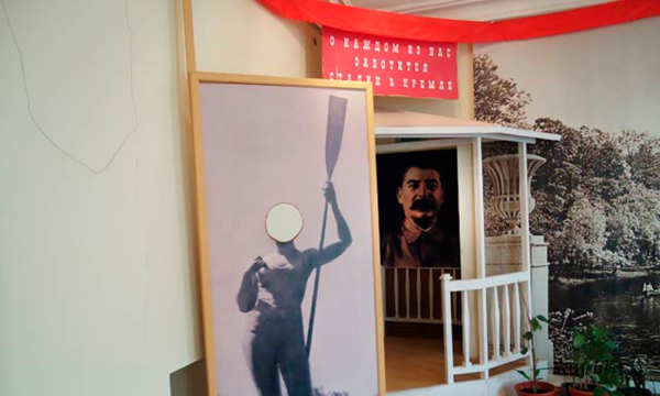 From Weekdays to Holidays – Urban Sketches