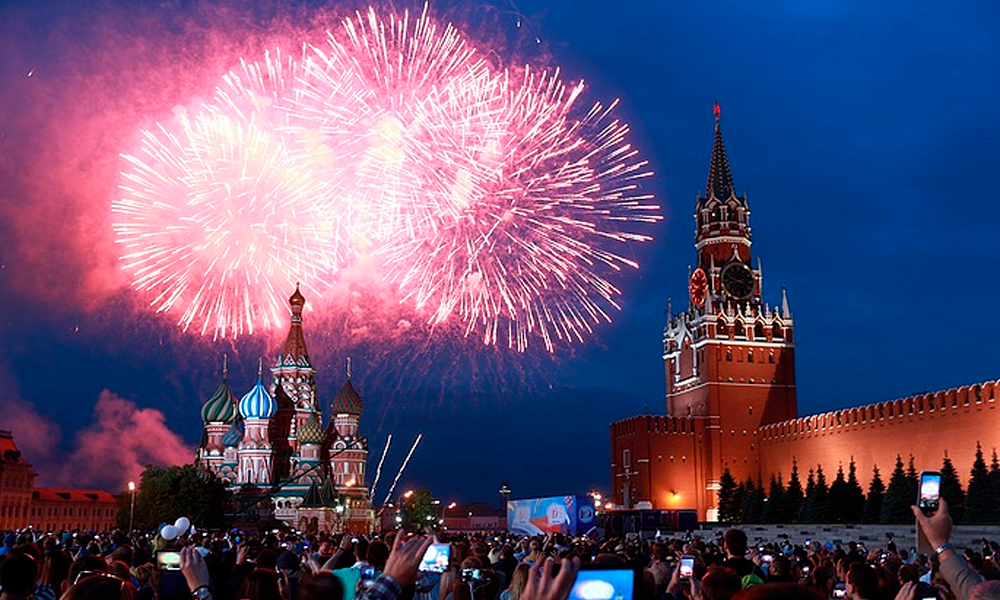 More than 7 mln people participate in Russia Day celebrations