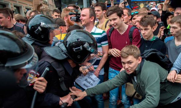 Over-130-adolescents-detained-in-Moscow-during-Monday’s-opposition-rally Over 130 adolescents detained in Moscow during