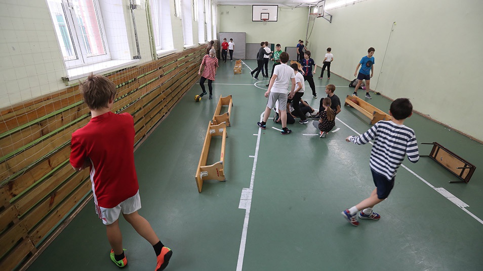 Russian Gym Teacher Quits After Goading 1st Graders to Beat Classmate