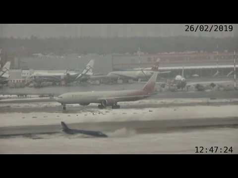 Plane Spirals out of Control on Icy Airport Runway in Moscow