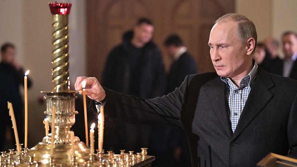 Russia’s Putin Accuses Ukraine of Meddling in Orthodox Faith