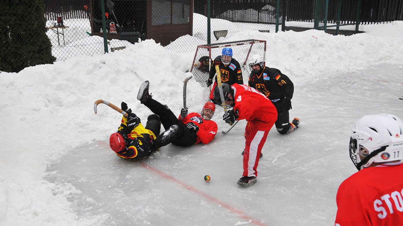 Broomball: Moscow’s Wackiest, Toughest Sport