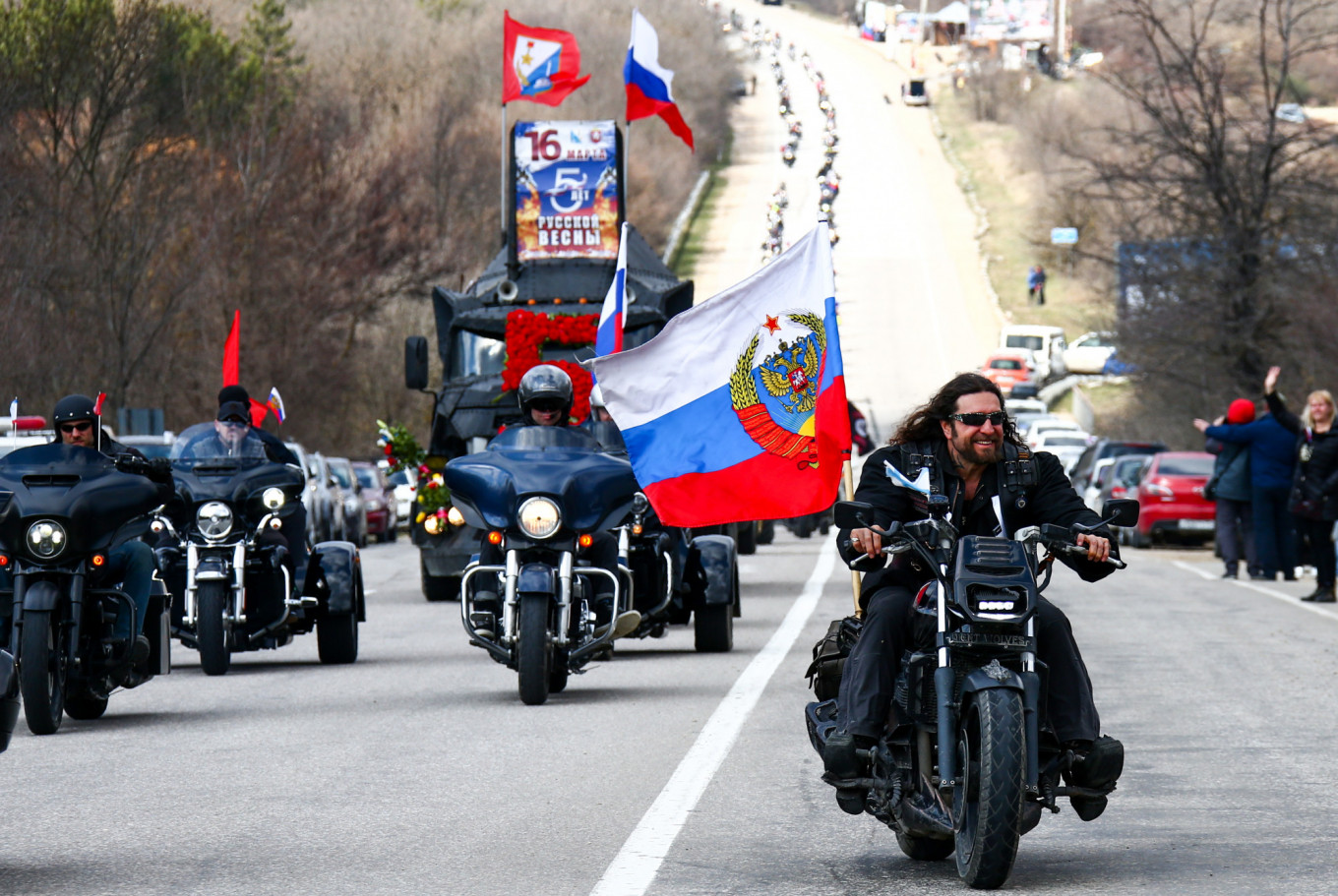 Crimeans Take to the Streets in Celebrations, in Photos