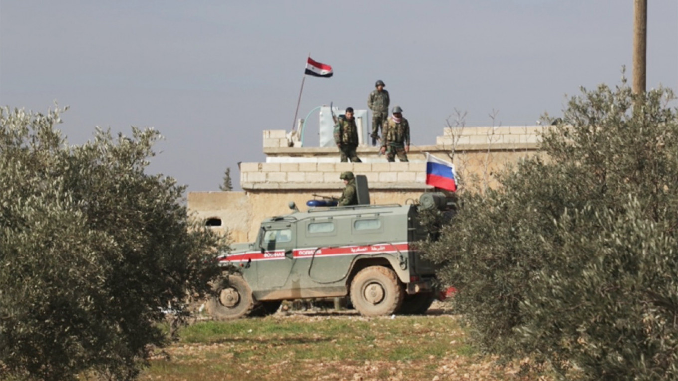 Militants Kill 3 Russian Soldiers in Syria Ambush, Defense Ministry Says