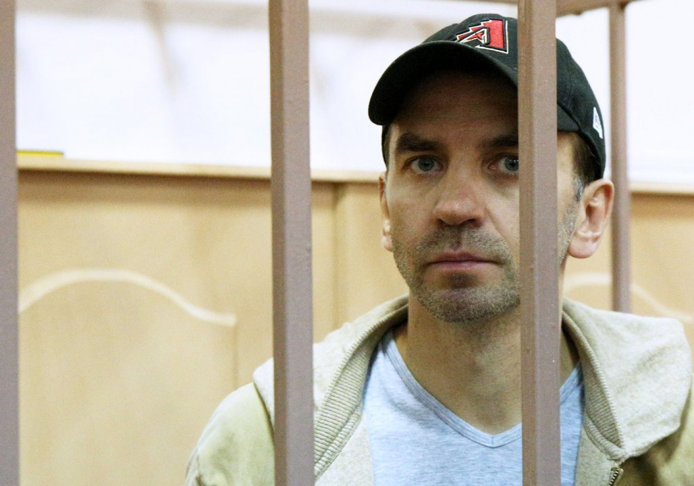 Russia to Keep Former Minister Abyzov in Jail on Fraud Charges