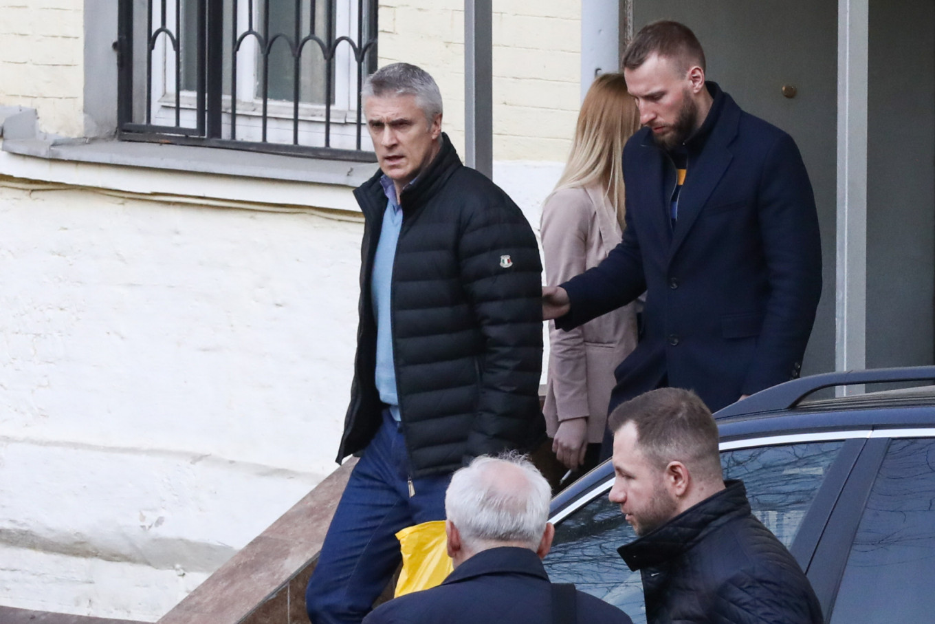Moscow Court Releases U.S. Investor Calvey on House Arrest