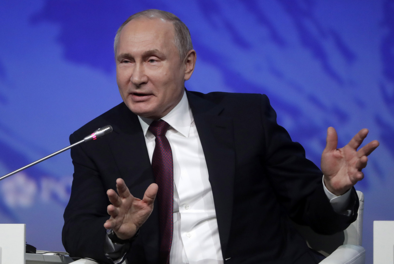 Putin Speaks on ‘Witch Hunt’ Mueller Investigation — Reports