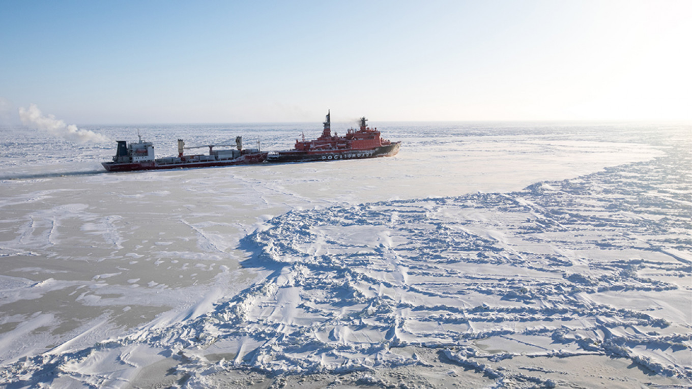 Putin Steps Up Talks With Beijing Over Arctic Shipping