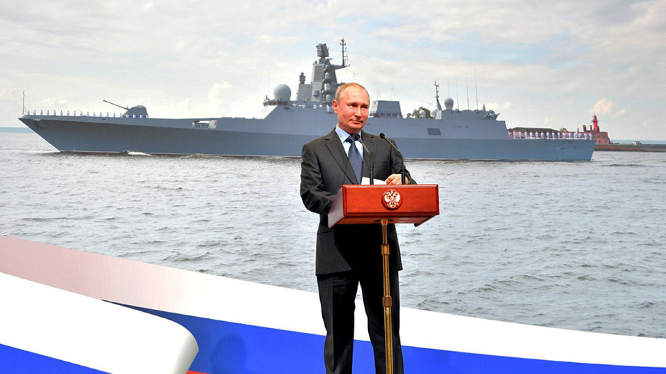 Putin Unveils World’s Longest Nuclear Submarine at Shipyard Ceremony