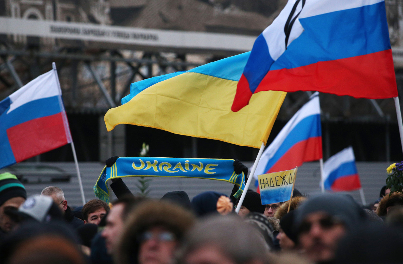 Russia and Ukraine Fight, But Their People Seek Reconciliation