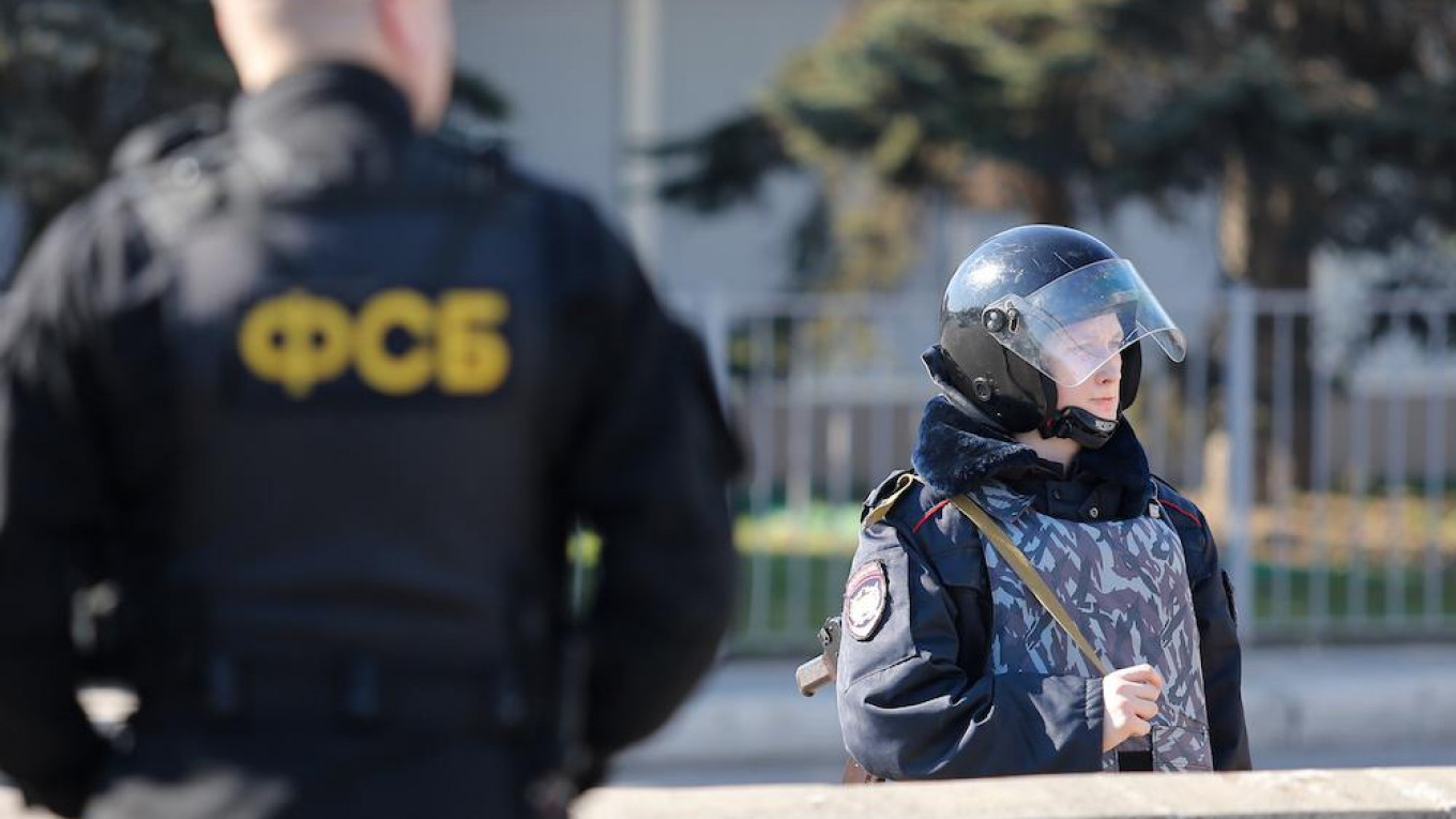 Two Alleged Islamic State Members Killed in Russian Police Shootout