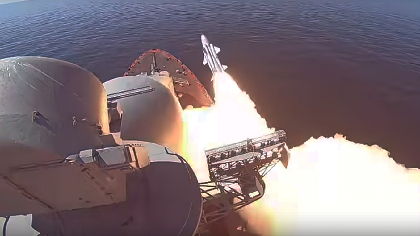 Video: Russia Stages Black Sea Missile Drills