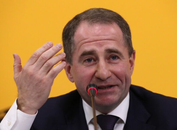 Putin Sacks Russian Envoy to Belarus Amid Oil Row