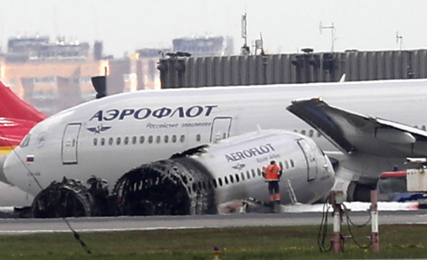 Russian Airport Fire Crews Mobilized a Minute After Jet Crash-Landed