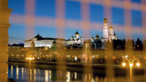 Russian Bill Seeks to Criminalize News That Leads to International Sanctions