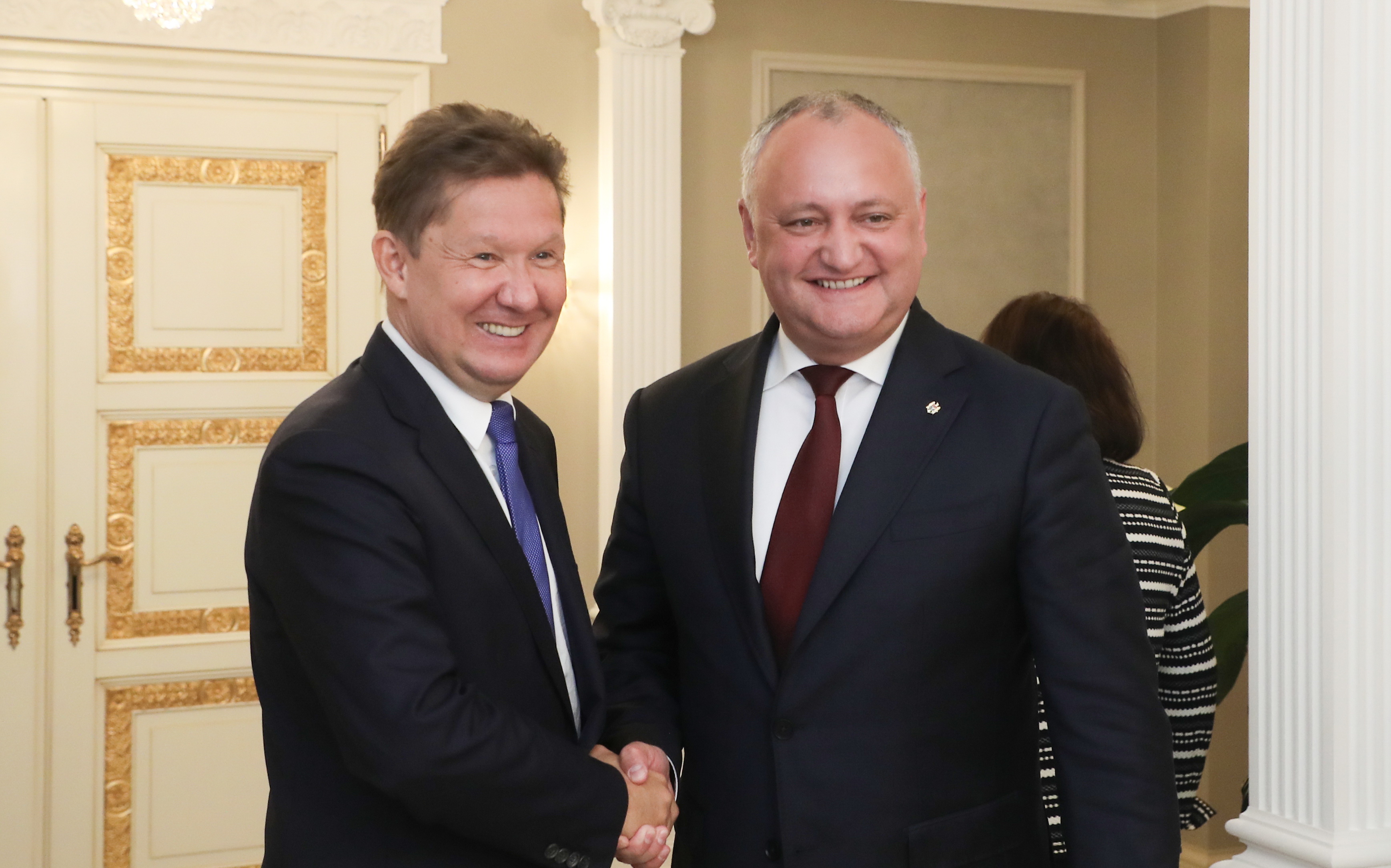 Alexey Miller and Moldova’s President Igor Dodon discuss cooperation issues
