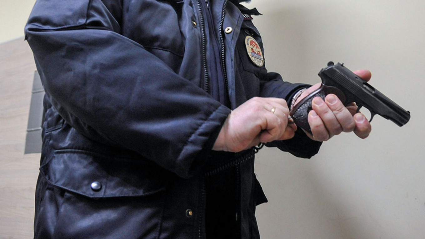 Russian Cop Detained for Shooting at Playing Child While Drunk