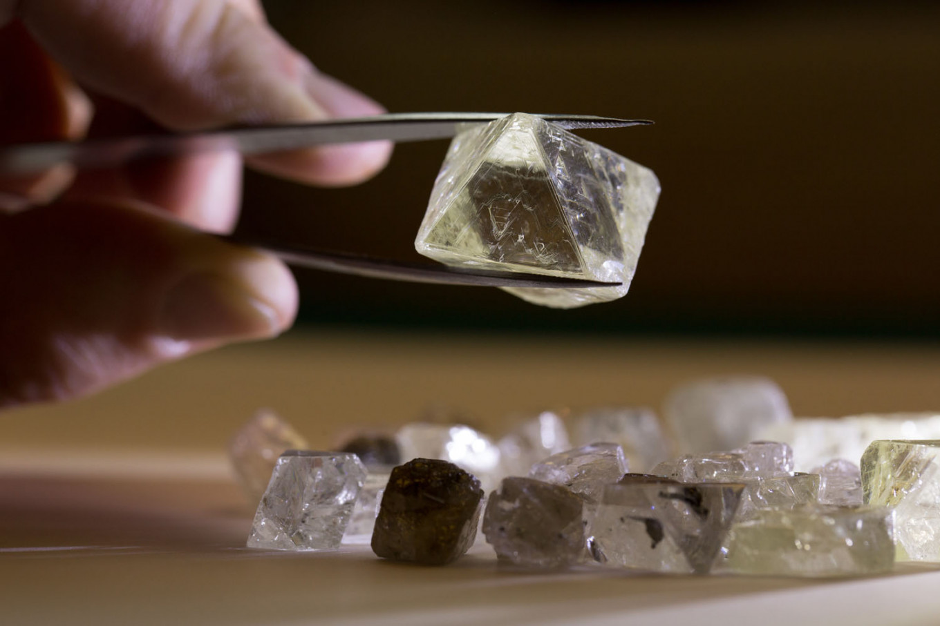 Russian Police Uncover Diamond Theft Gang Inside State Mining Firm Alrosa