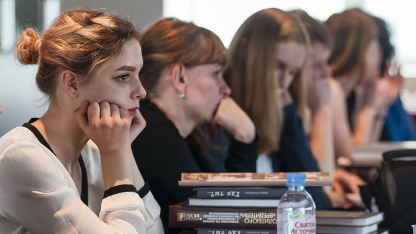 Russia’s FSB Is Interrogating Teens Over Essay Competition, NGO Warns