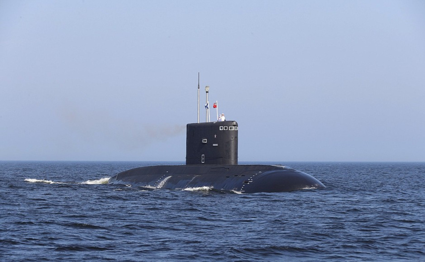 14 Russian Sailors Killed in Fire on Nuclear Sub — Reports