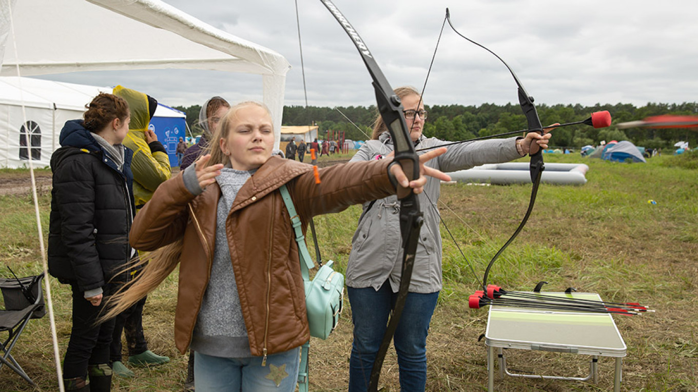 Russia Moves to Legalize Bowhunting