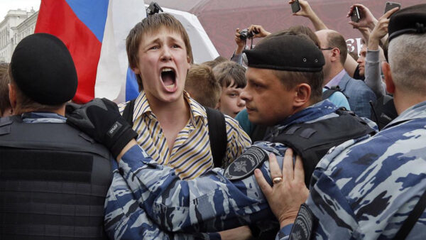 Russian Protest Fines Surge Fivefold Since 2012 — Study