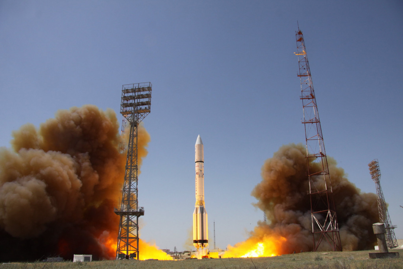 Russian Rocket Launched Carrying Space Observatory
