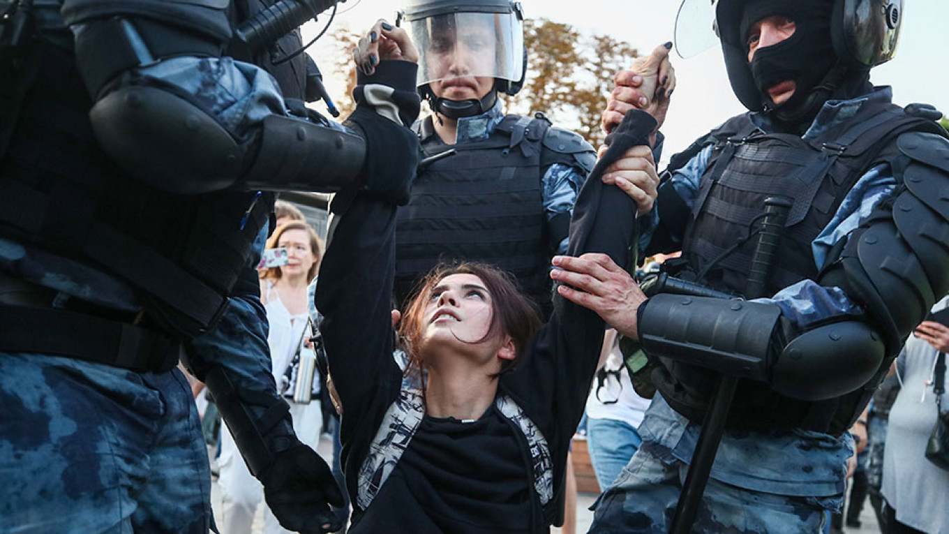 Moscow’s Opposition Protests, In Photos