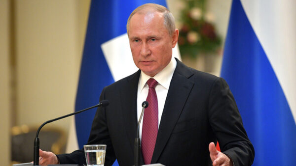 Putin Plays Down Moscow Protests, Blames Opposition for ‘Falsification’